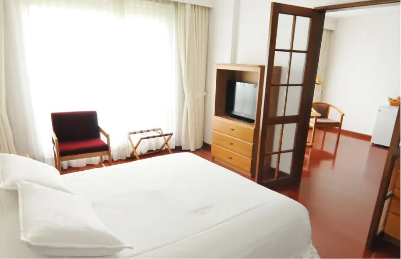 Centro Social de Oficiales - CESOF - Hotel Junior Suite