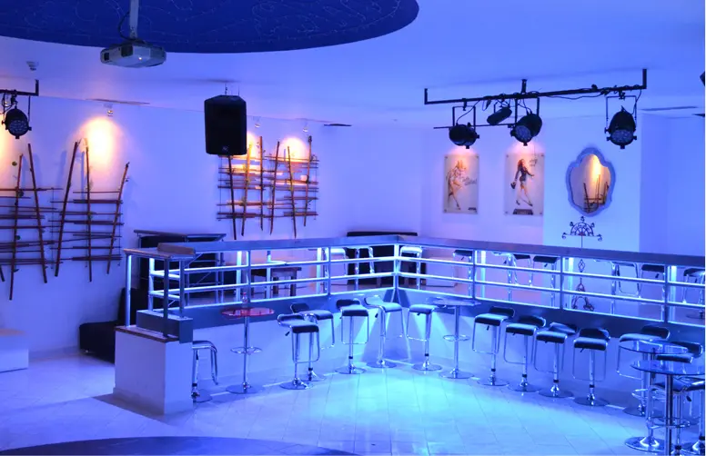 Centro Social de Oficiales - CESOF - Restaurantes - Discoteca