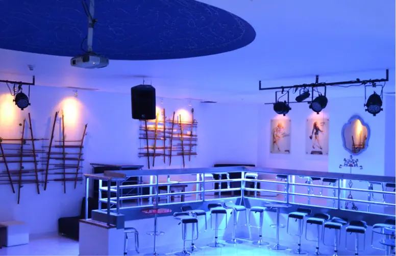 Centro Social de Oficiales - CESOF - Restaurantes - Discoteca