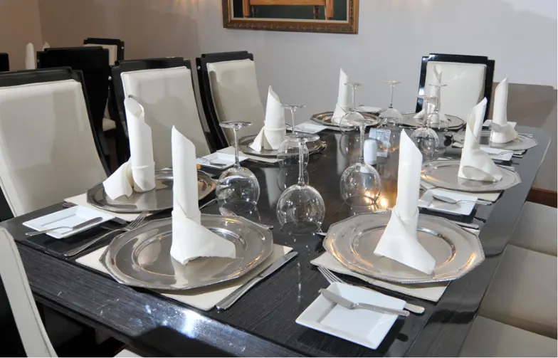 Centro Social de Oficiales - CESOF - Restaurantes - Comedor Victoria