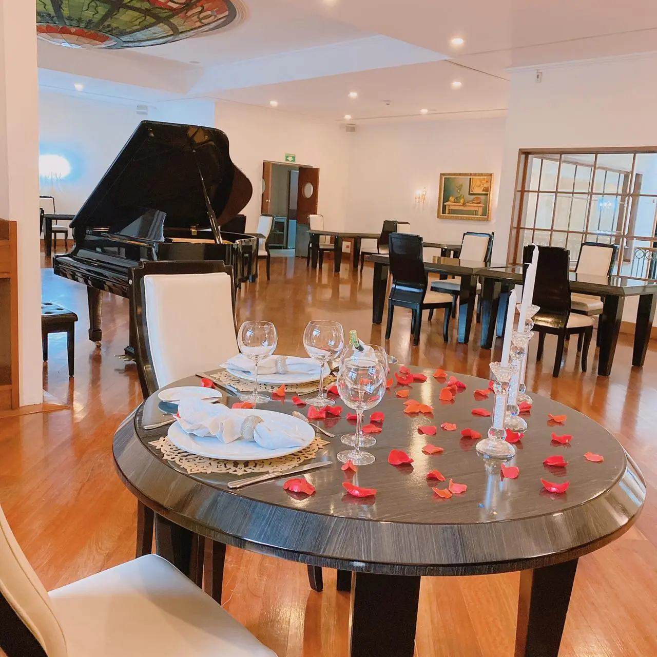 Centro Social de Oficiales - CESOF - Restaurantes - Comedor Victoria